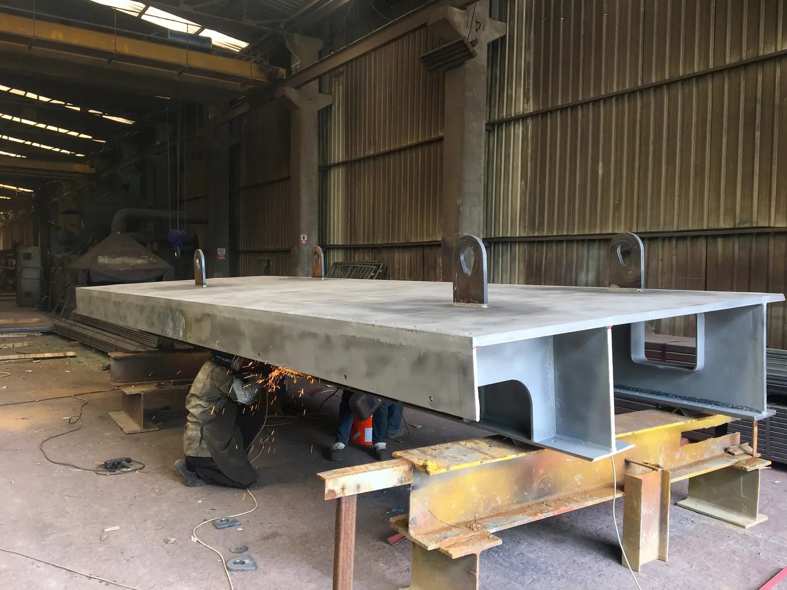 Welded box-section steel assembly